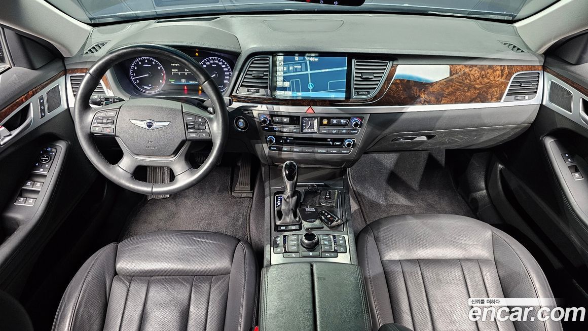 Hyundai Genesis 2016