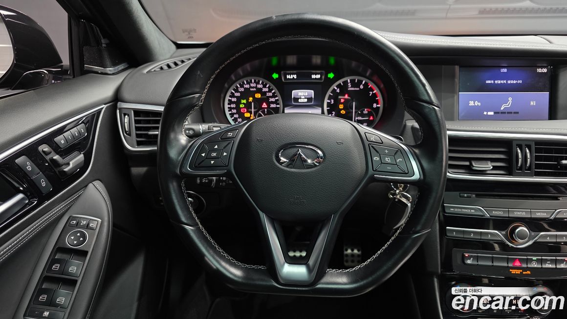 Infiniti Q30 2017