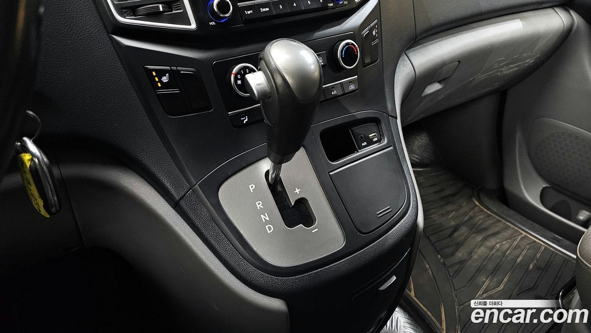 Hyundai Starex 2019
