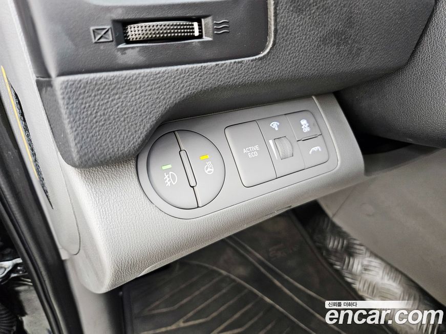 Hyundai Starex 2019