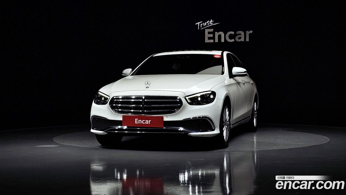 Mercedes-Benz E-Class 2021