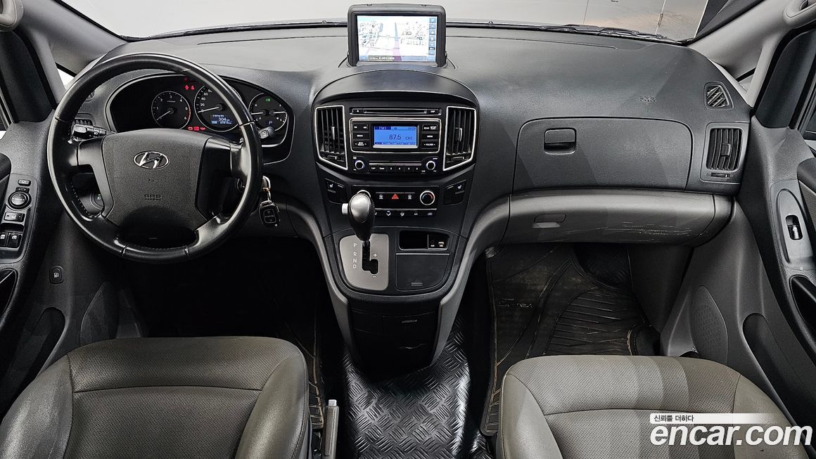 Hyundai Starex 2019