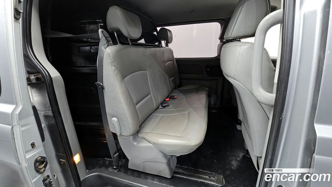 Hyundai Starex 2019