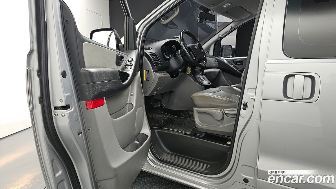 Hyundai Starex 2019
