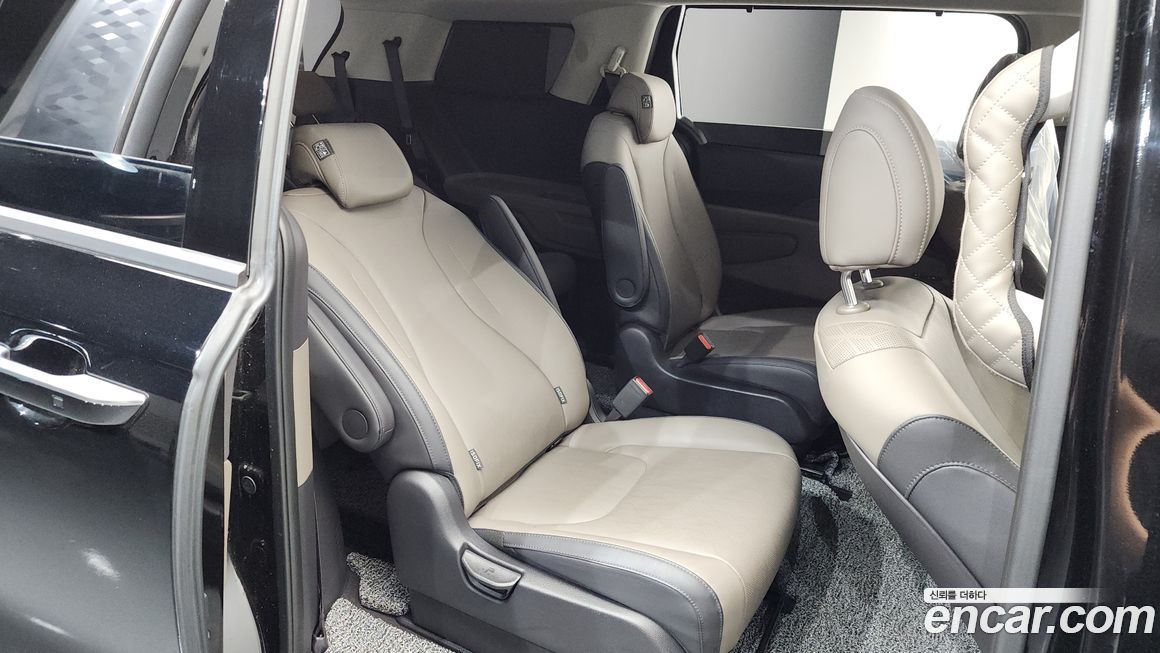Kia Canival 2025