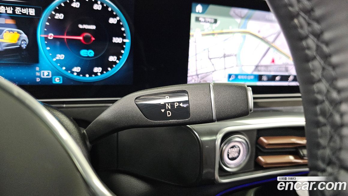 Mercedes-Benz EQC 2020