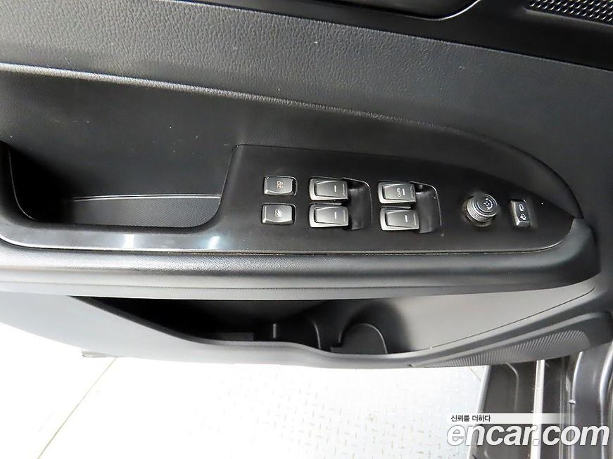 KG_Mobility_Ssangyong Rexton 2020