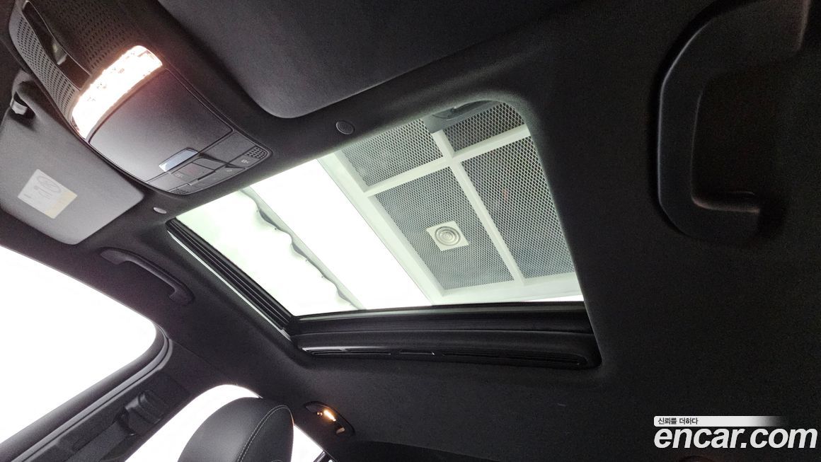 Mercedes-Benz EQC 2020