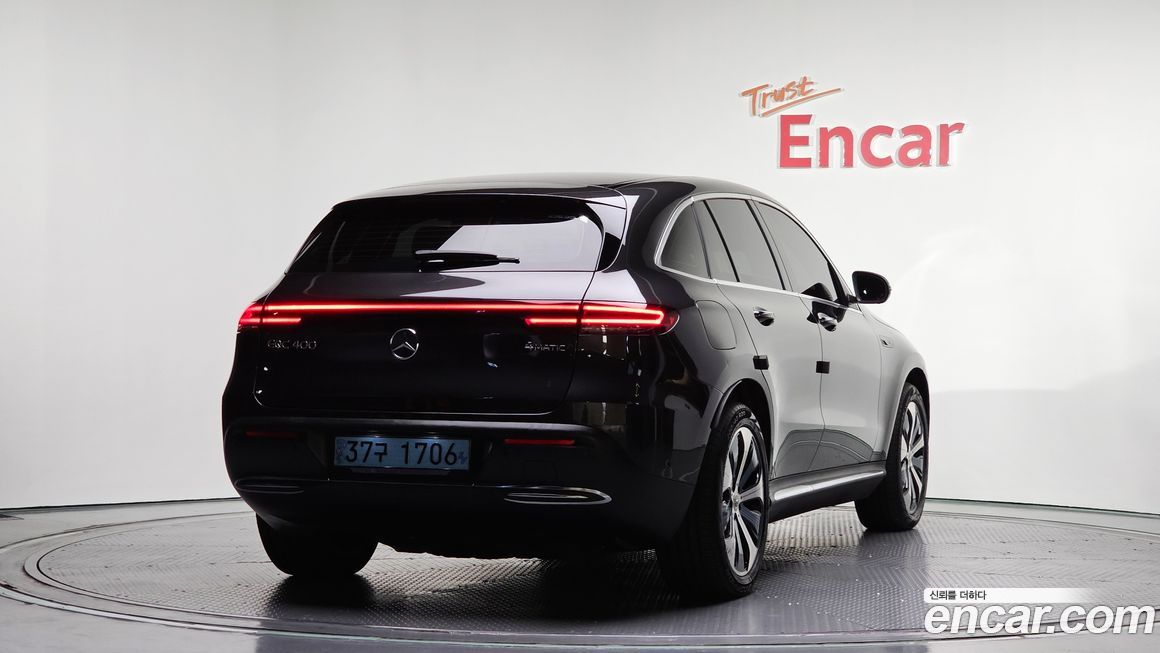 Mercedes-Benz EQC 2020
