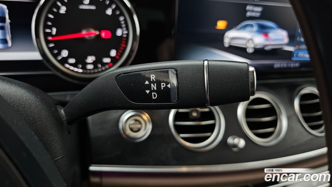 Mercedes-Benz E-Class 2017