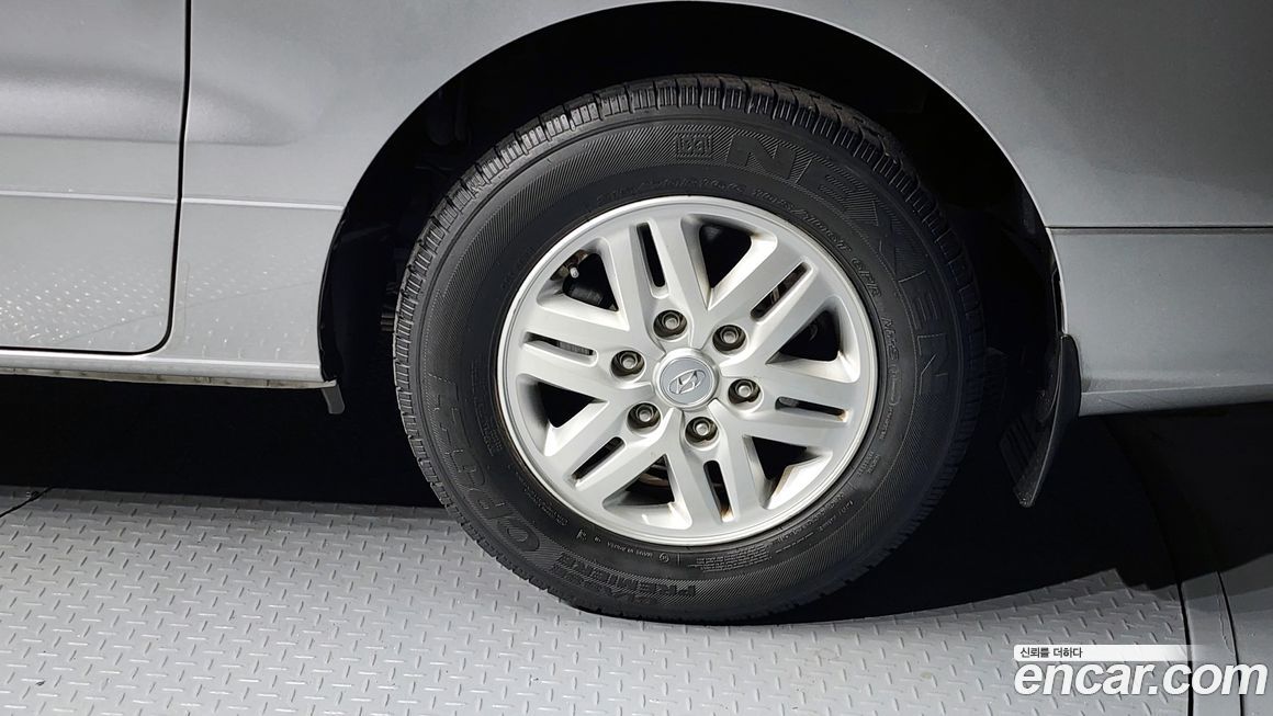 Hyundai Starex 2021