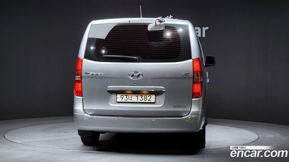 Hyundai Starex 2021