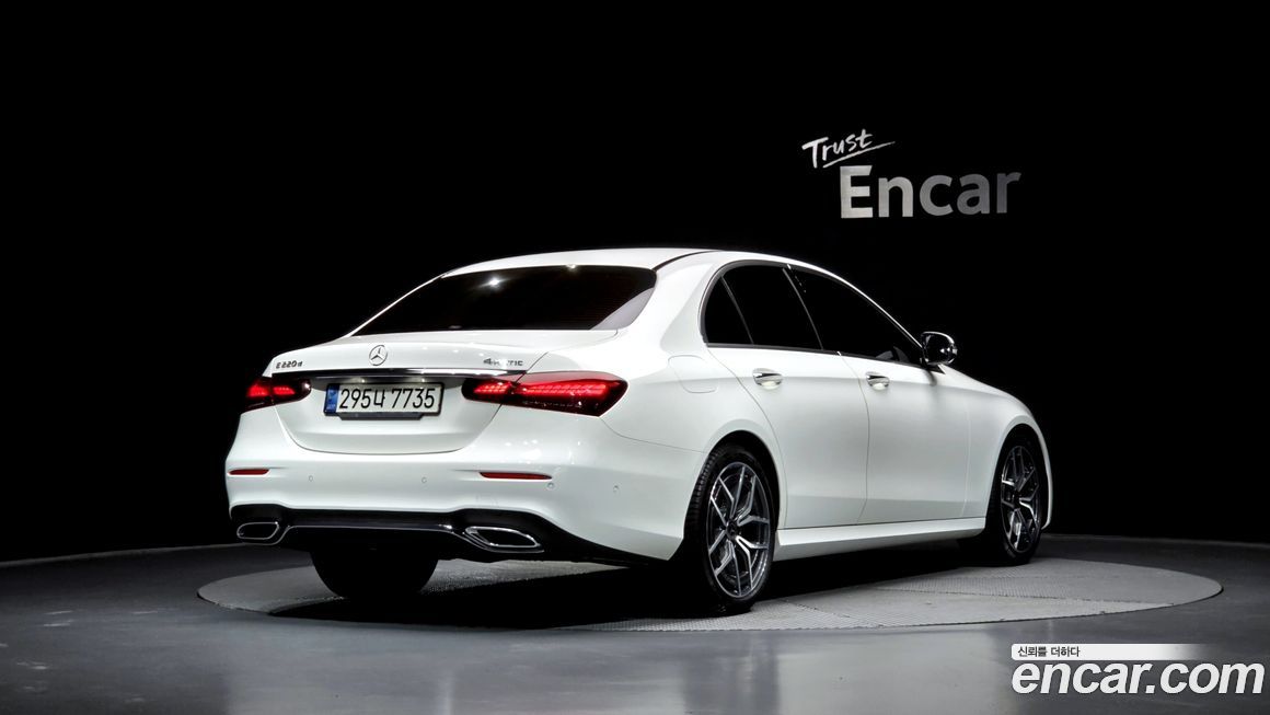 Mercedes-Benz E-Class 2021