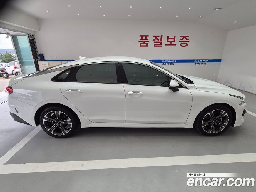 Kia K5 2021