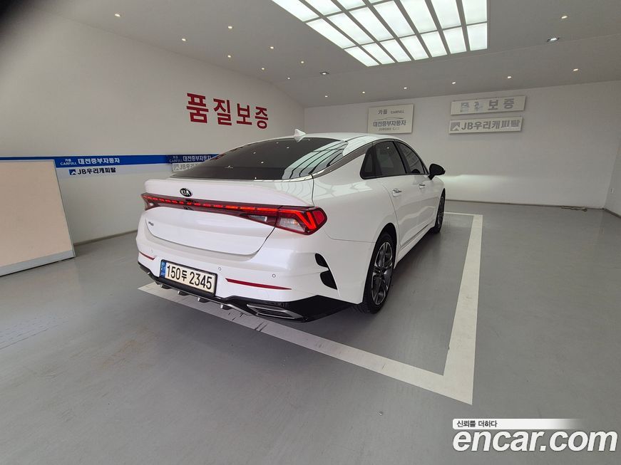 Kia K5 2021
