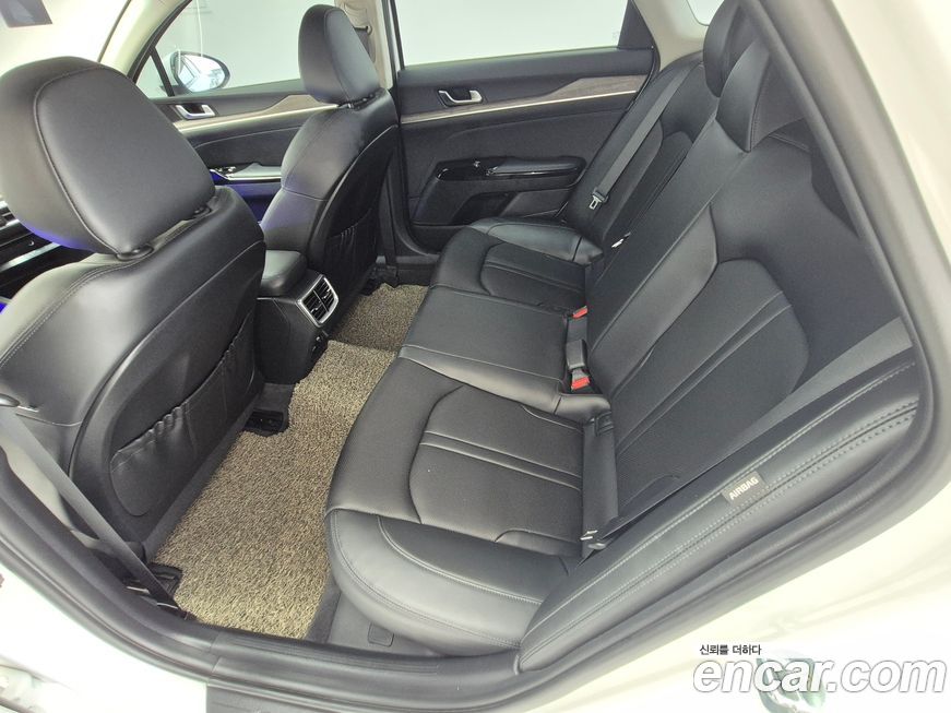 Kia K5 2021