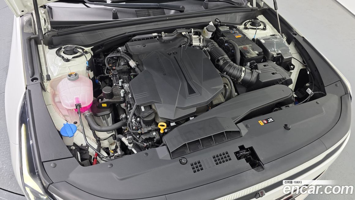 Kia K8 2025