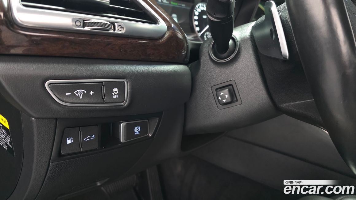 Genesis EQ900 2016