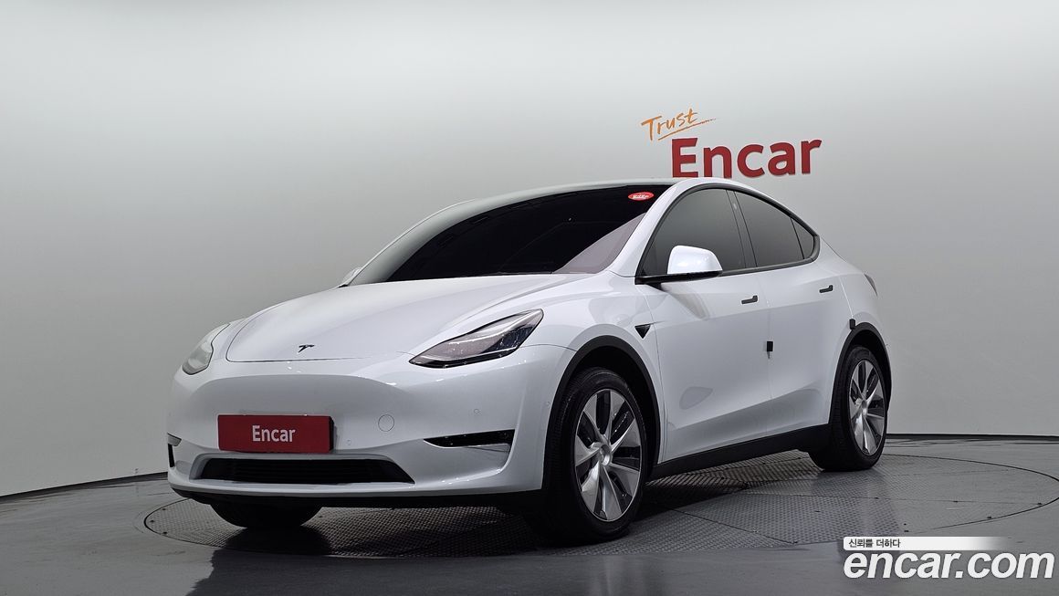 Tesla Model Y 2021