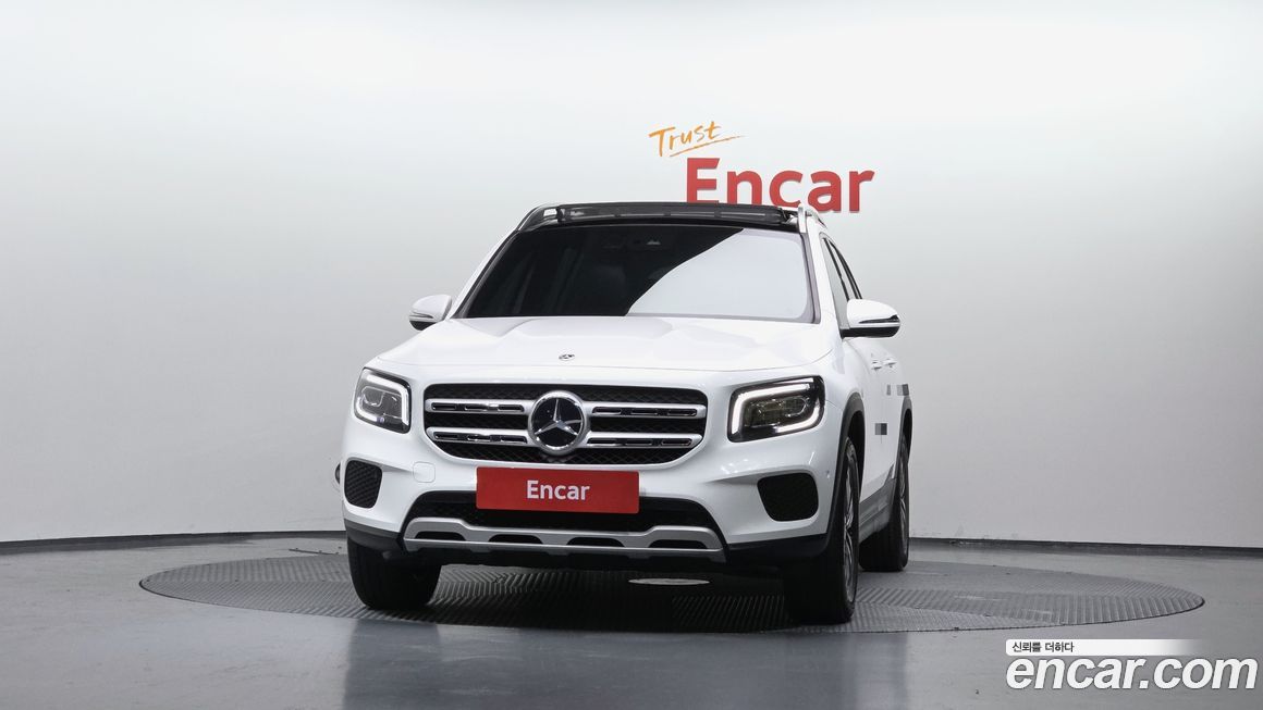 Mercedes-Benz GLB-Class 2021