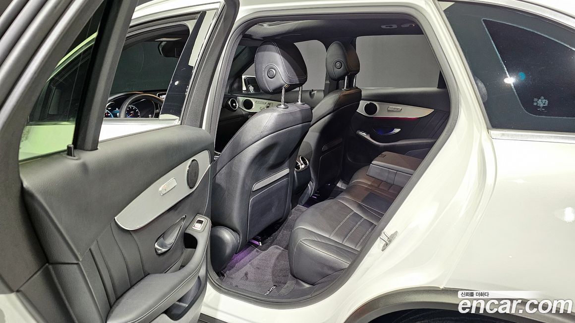 Mercedes-Benz GLC-Class 2020