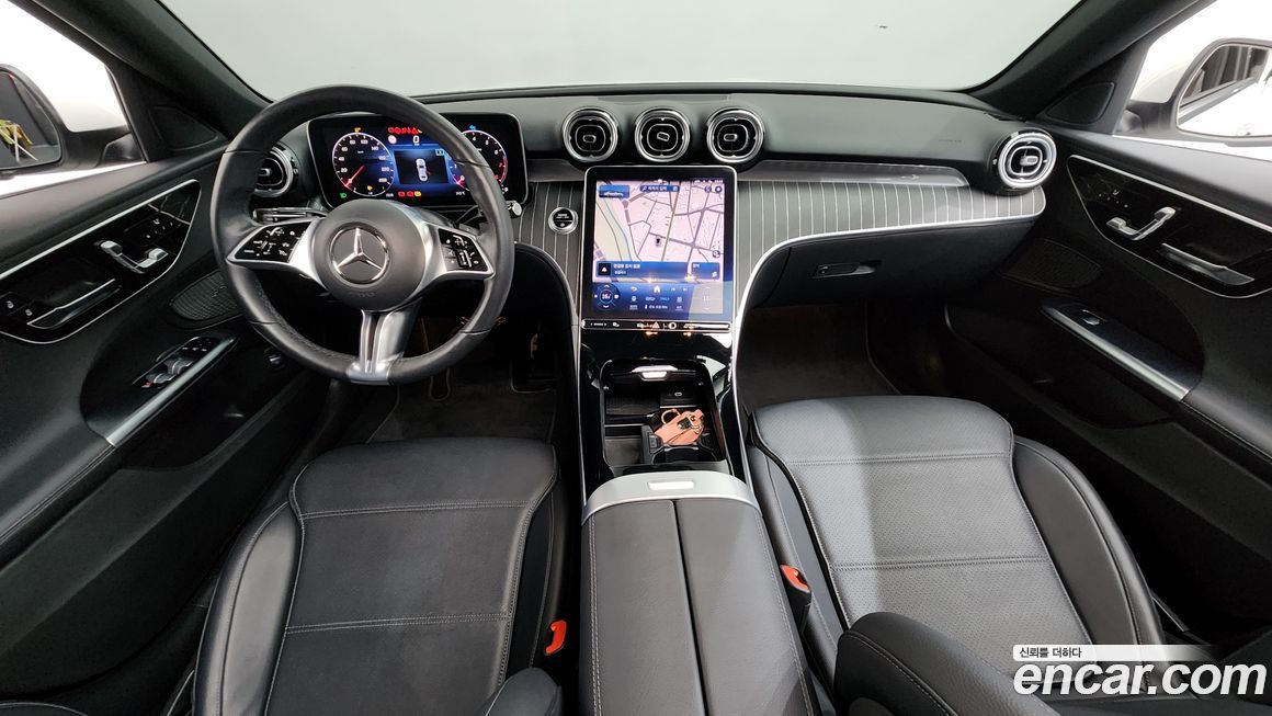 Mercedes-Benz C-Class 2023
