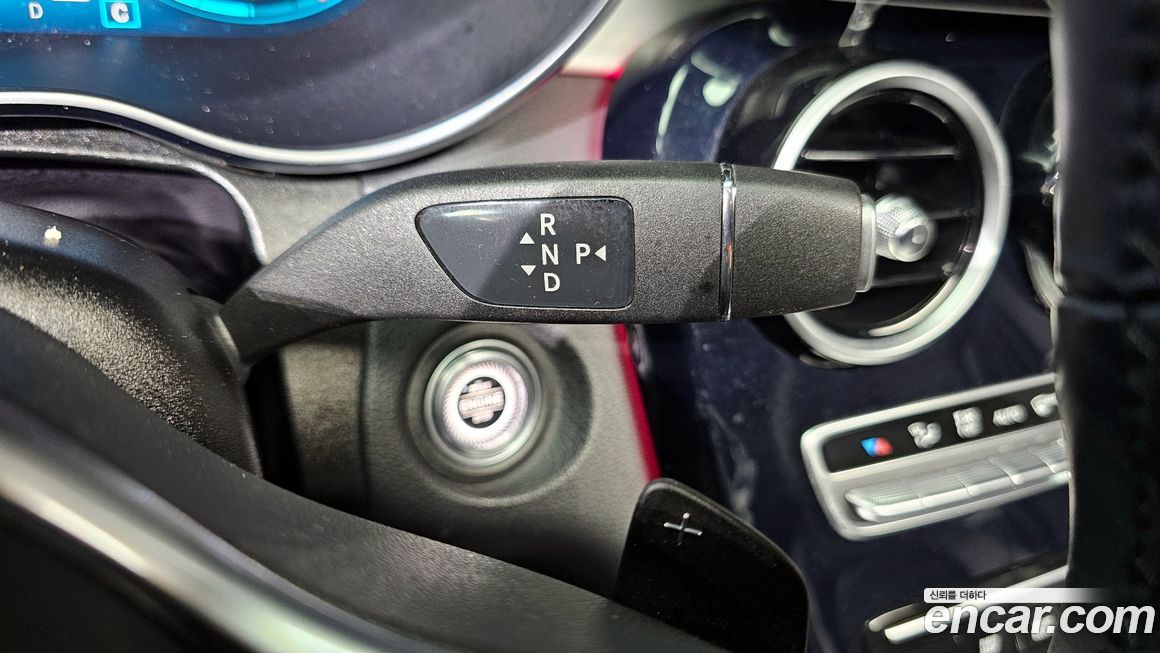 Mercedes-Benz GLC-Class 2020