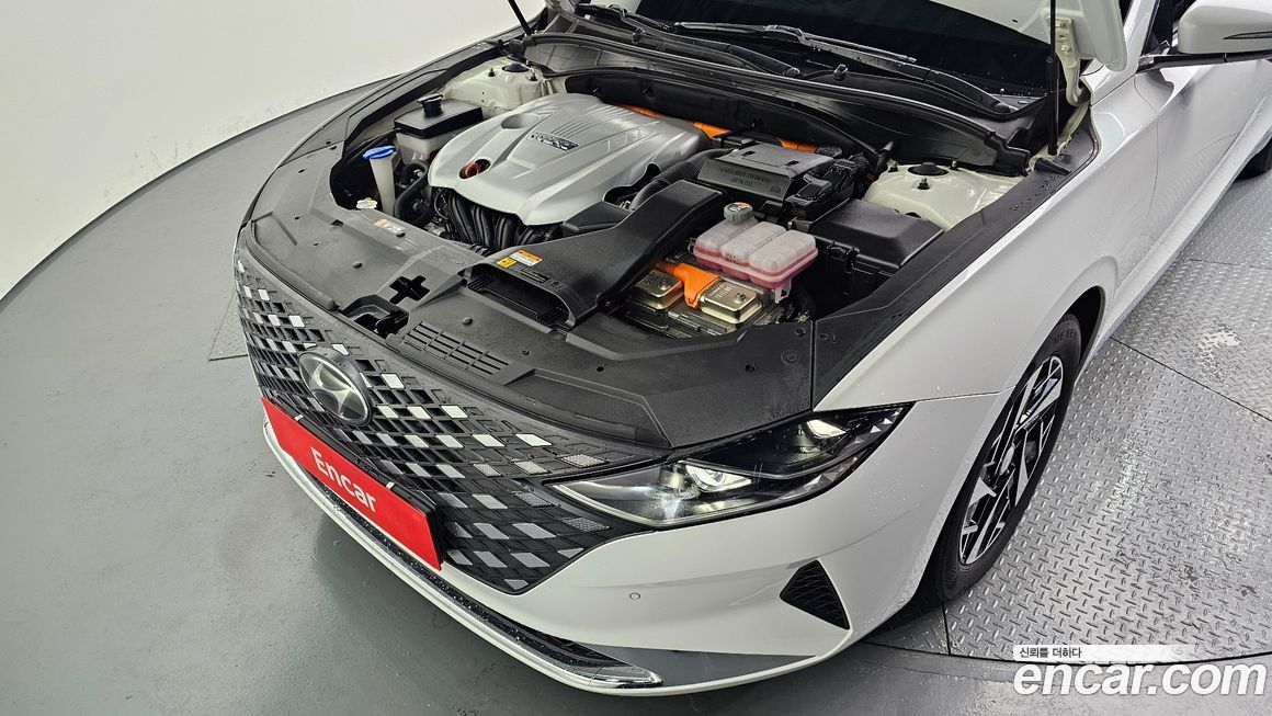 Hyundai Grandeur 2020