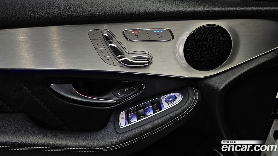 Mercedes-Benz GLC-Class 2020