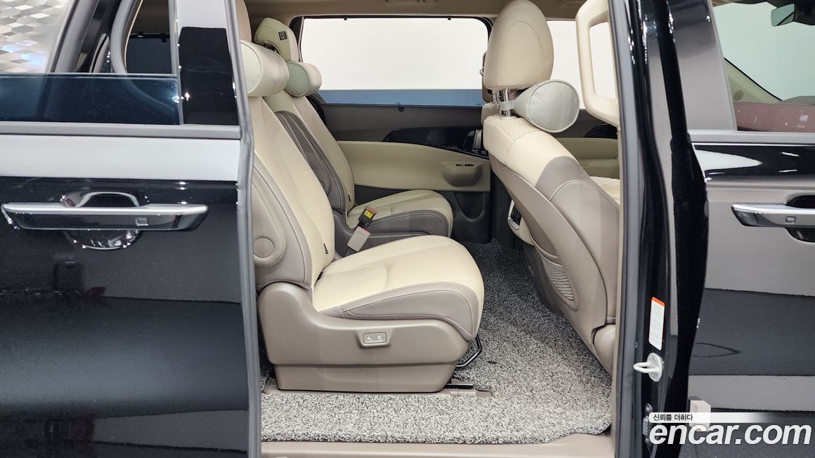 Kia Canival 2024