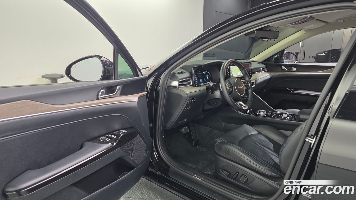 Kia K5 2023
