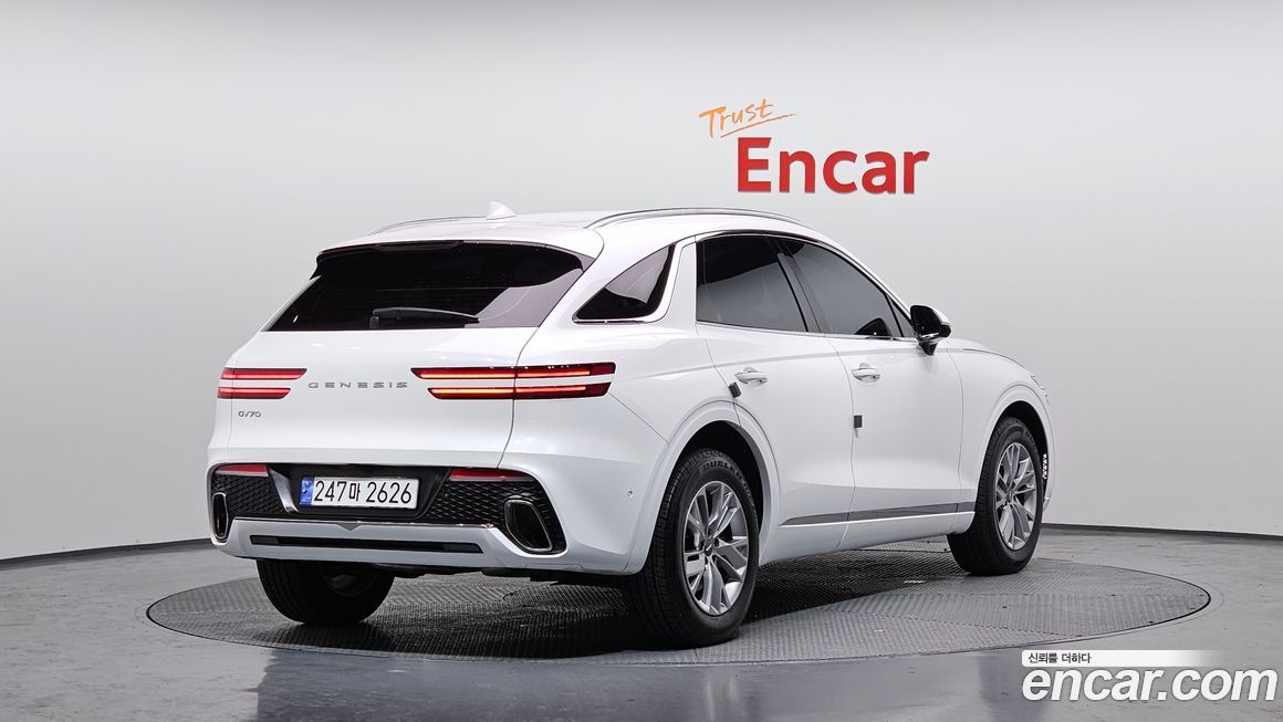 Genesis GV70 2024