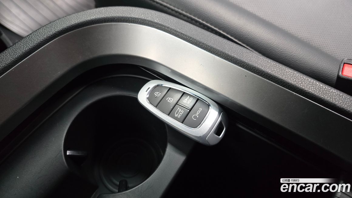 Hyundai Staria 2022