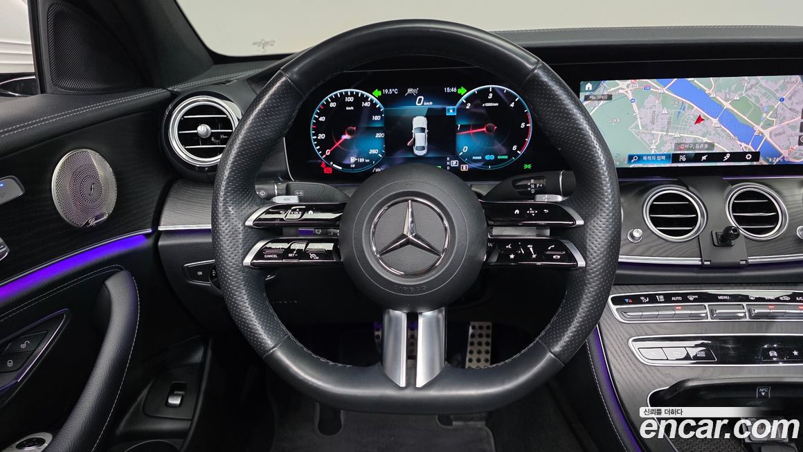 Mercedes-Benz E-Class 2023