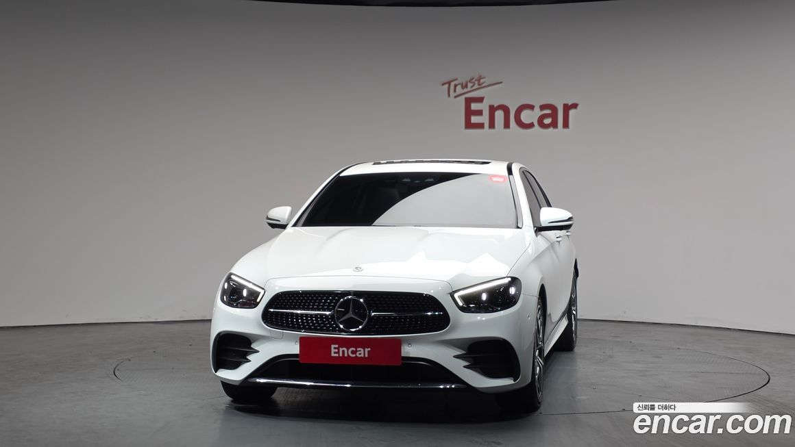 Mercedes-Benz E-Class 2023