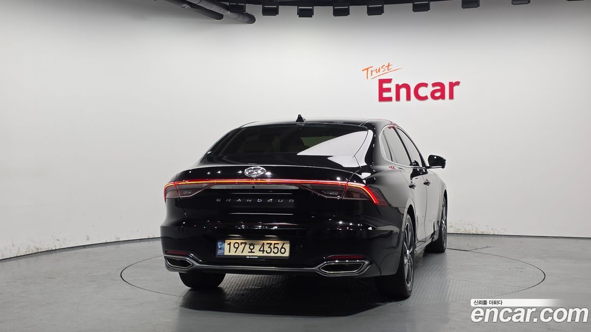 Hyundai Grandeur 2022