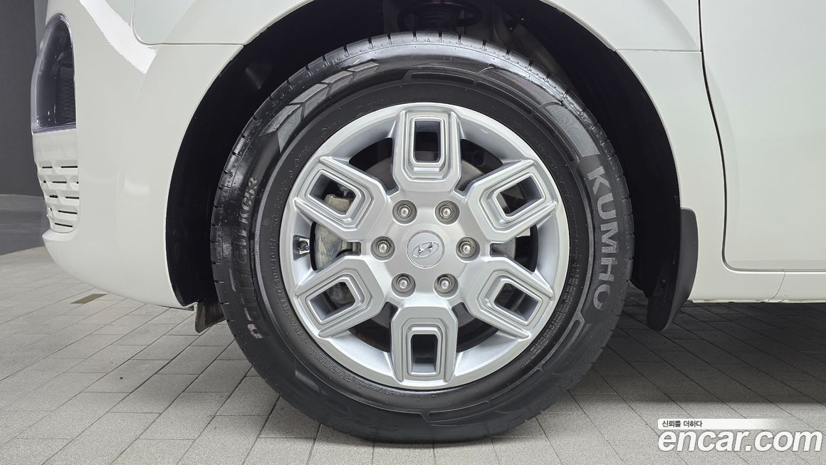 Hyundai Staria 2022
