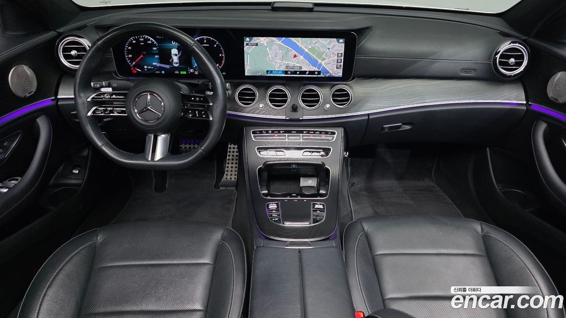 Mercedes-Benz E-Class 2023