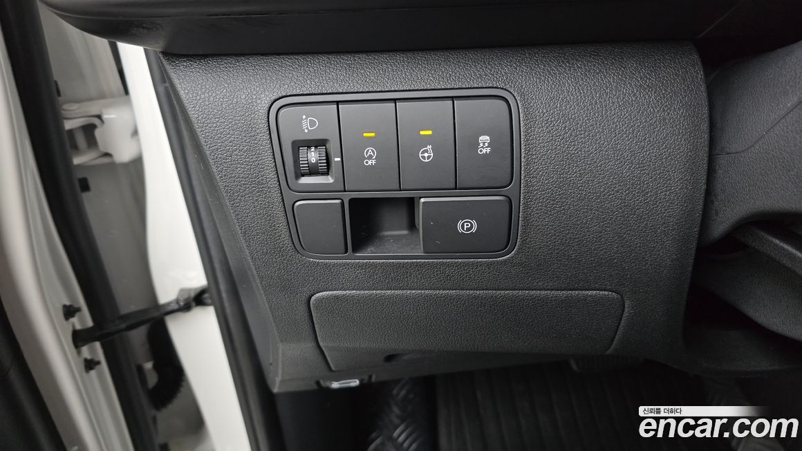 Hyundai Staria 2022
