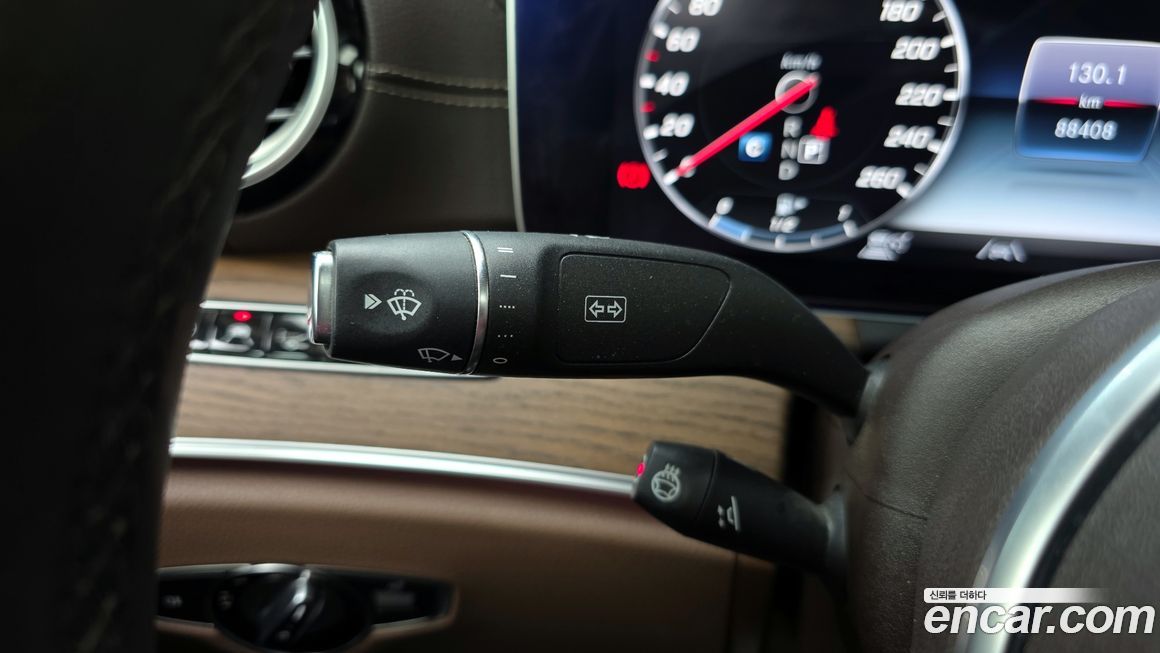 Mercedes-Benz E-Class 2020