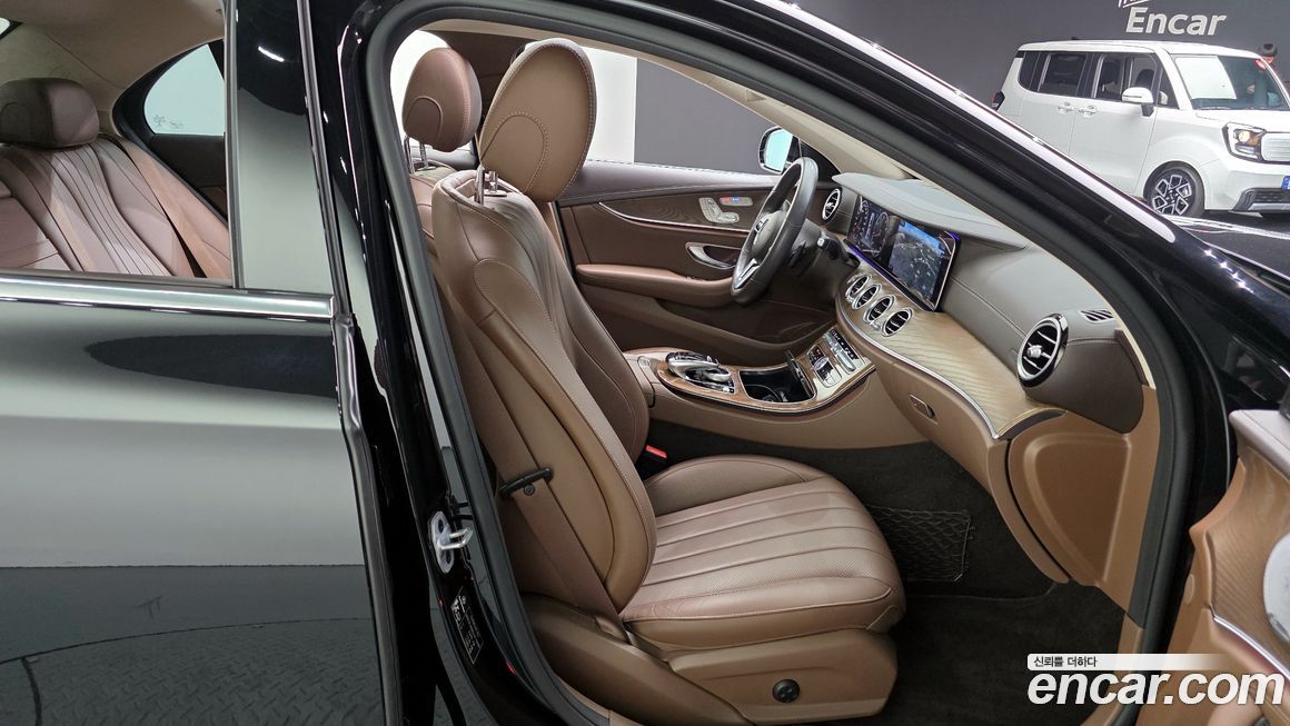 Mercedes-Benz E-Class 2020