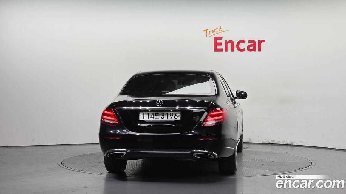 Mercedes-Benz E-Class 2020