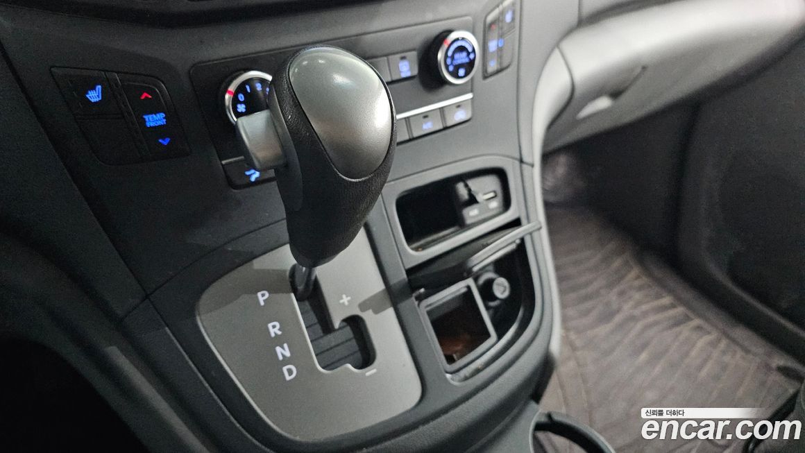 Hyundai Starex 2017