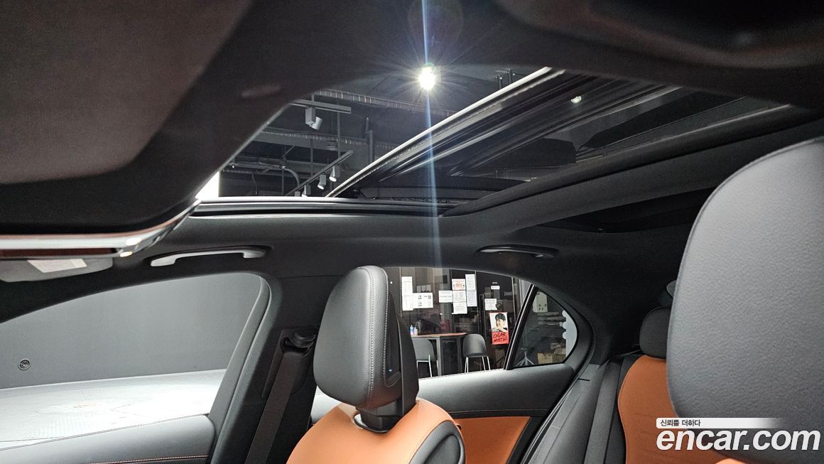 Mercedes-Benz C-Class 2023