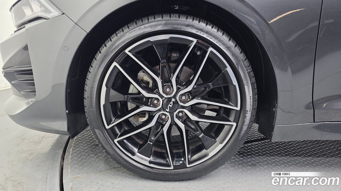 Kia K5 2023