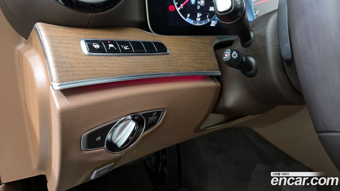 Mercedes-Benz E-Class 2020