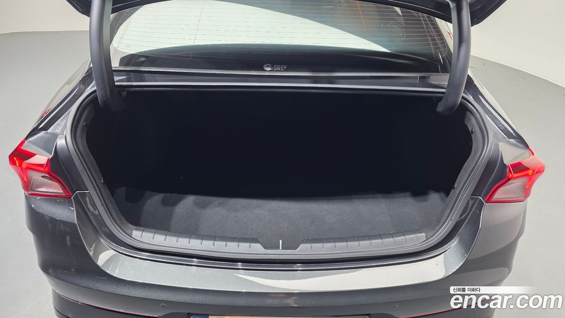 Kia K5 2023