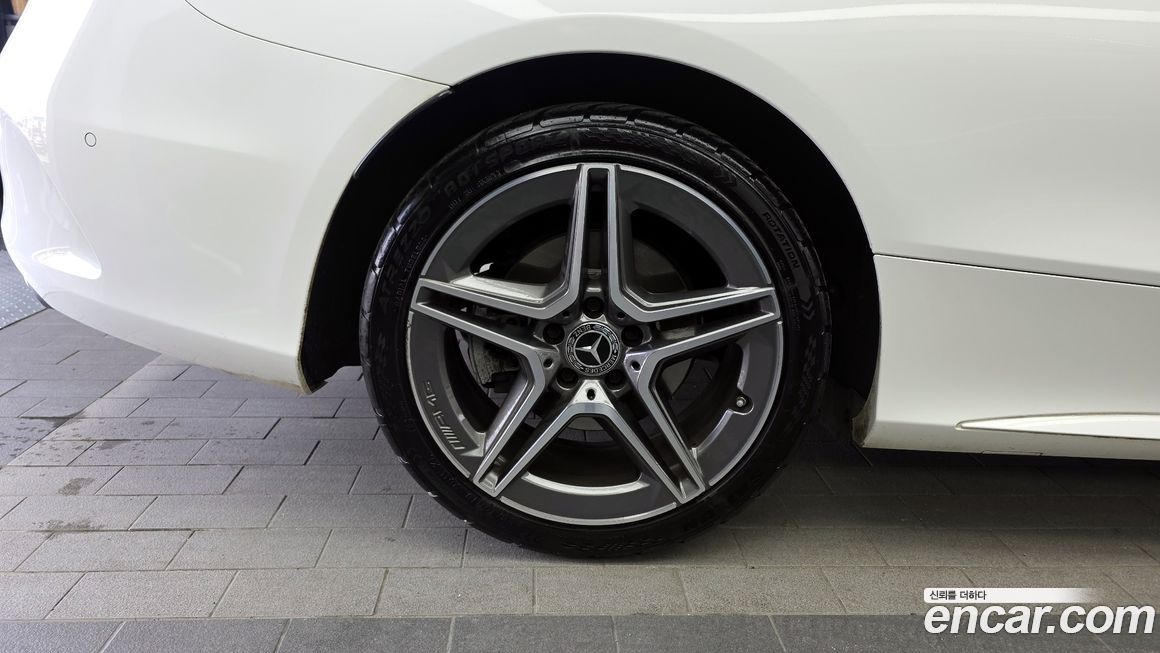 Mercedes-Benz C-Class 2020