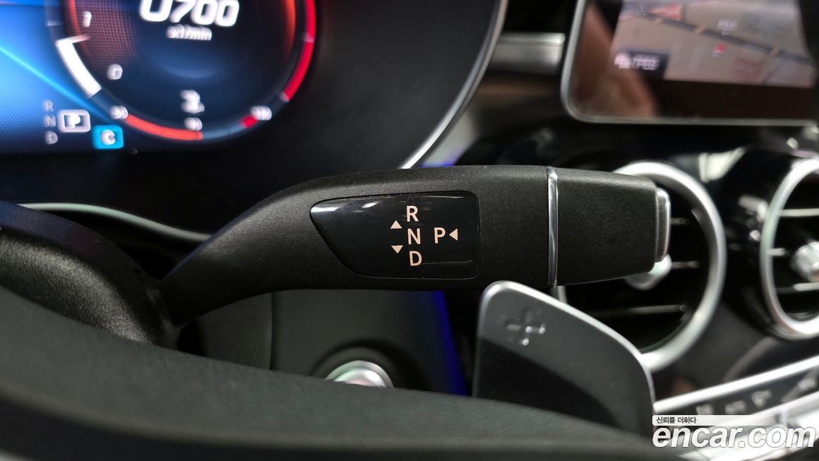 Mercedes-Benz C-Class 2020