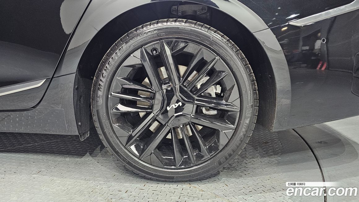 Kia K8 2025
